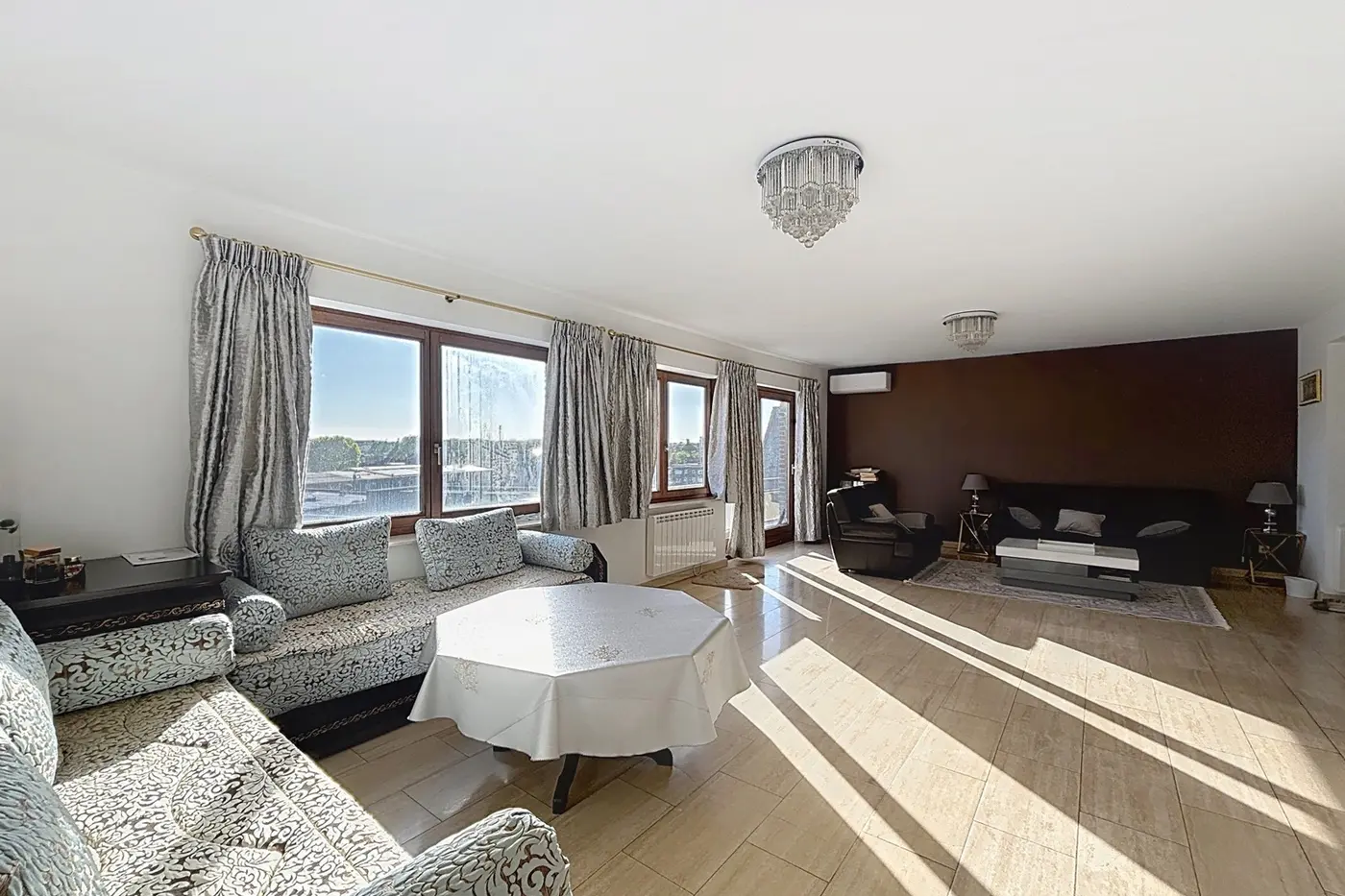 Appartement à Berchem-Sainte-Agathe
